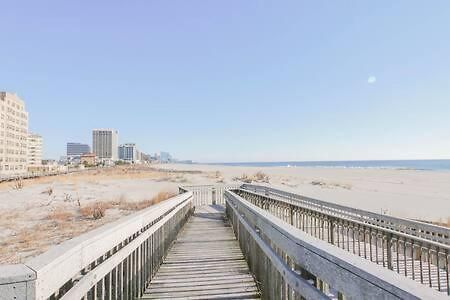 Bartram Dream House II - Bartram Beach Retreat Atlantic City Exterior photo